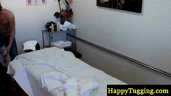 [Asiansex Masseur, Masseur Gives, Tugs] Asiansex Masseur Gives Happy Ending